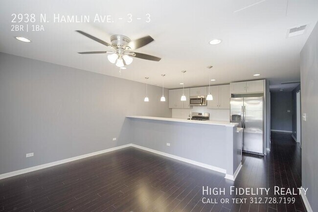 Photo - 2938 N Hamlin Ave Unidad 3