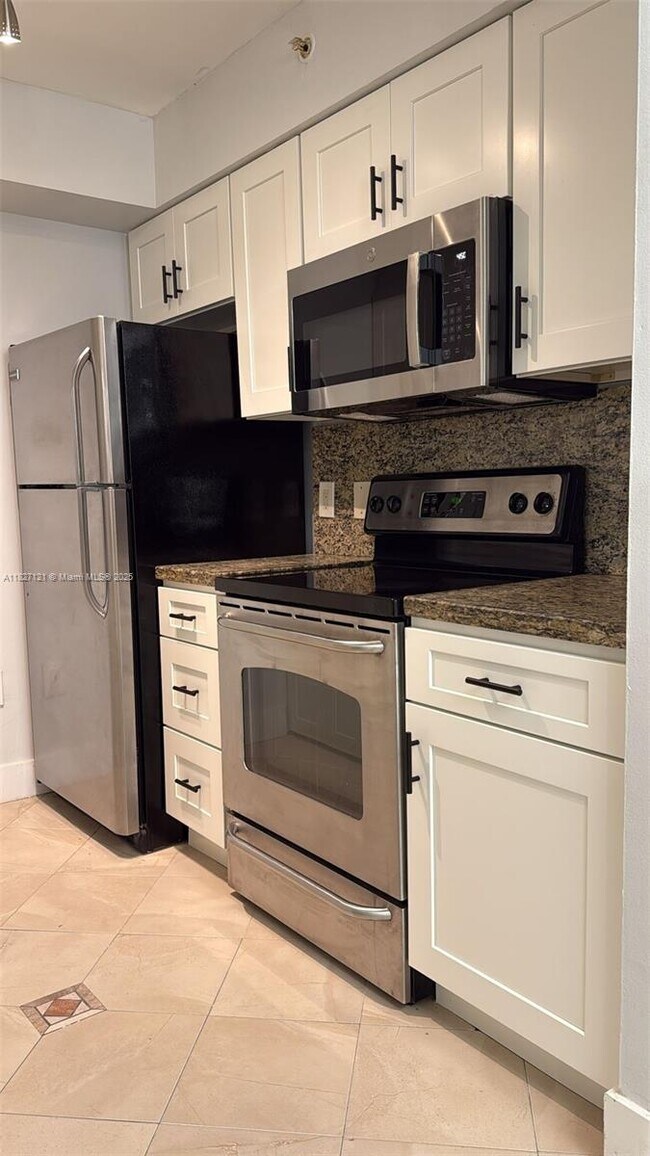 Photo - 12148 St.Andrews Pl Unidad 104