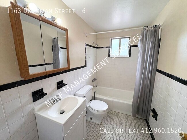 Building Photo - 1163 Dohrman St Unit 6 Rental