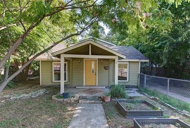 Photo - 2814 Gonzales St Casa