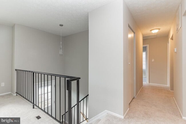 Photo - 353 Council Oak Dr