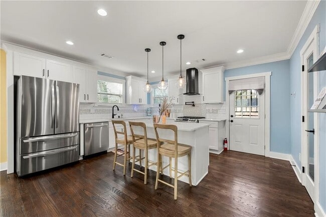 Photo - 1571 Belmont Ave SW