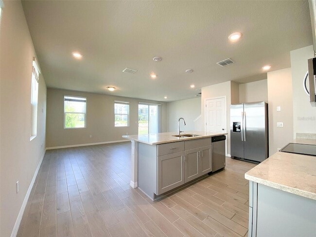 Photo - 755 Legacy Dr