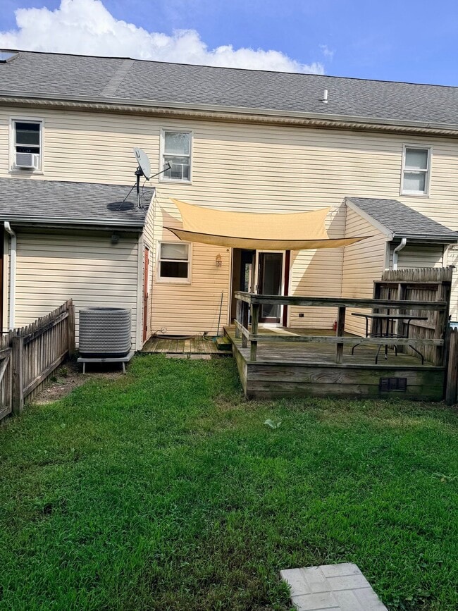 Photo - 202 Heatherwood Dr