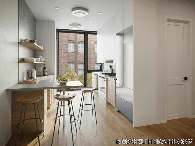 Photo - 1578 Beacon St Unidad 102