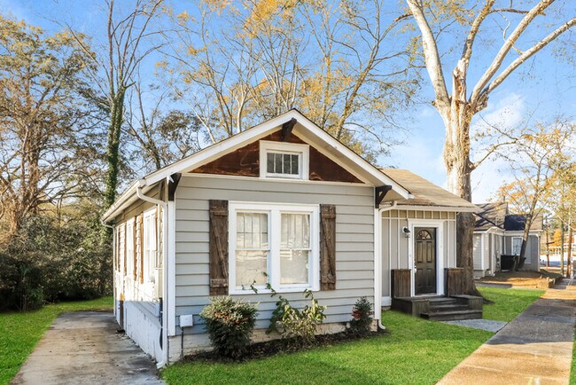 Photo - 1554 Richland Rd SW