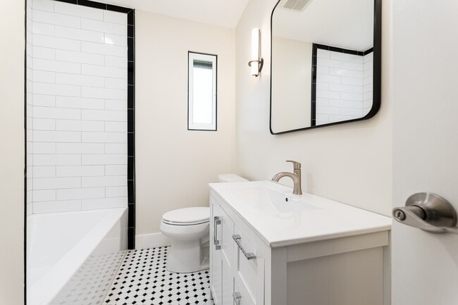 Bathroom - 2247 Riverside Ave