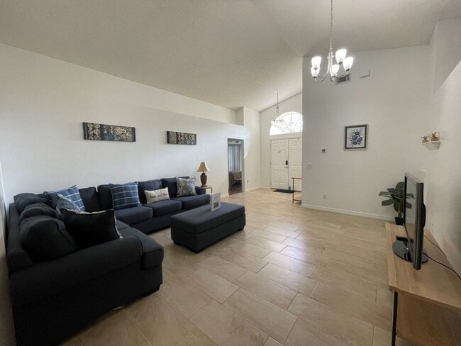 Photo - 5721 Rywood Dr