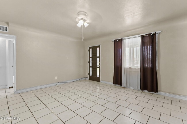 Photo - 7707 Parral Dr
