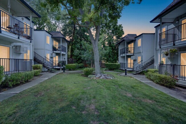 Photo - Beautifully Updated 2BR Condo with New Appliances & Community Pool Unit 11
