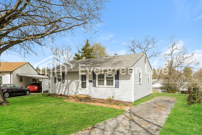 Photo - 13 St Benedict Ct