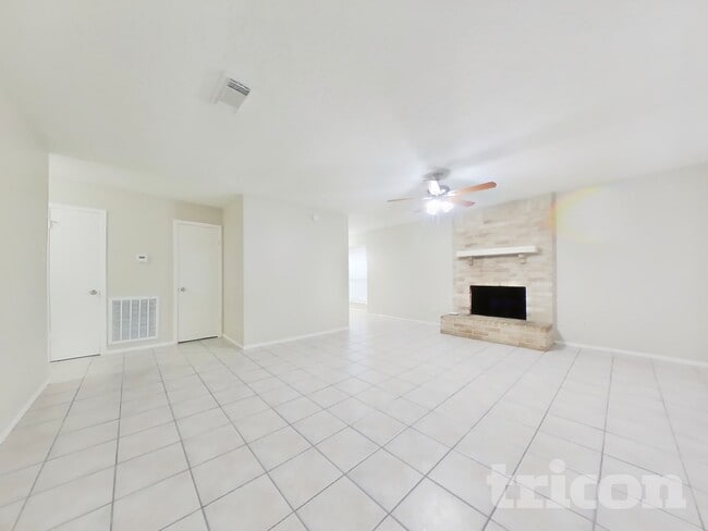 Photo - 4615 Tealgate Dr