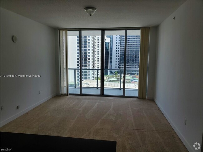 Building Photo - 2 br, 2 bath Condo - 1111 SW 1st Ave Apt 2322 Unit Apt 2322