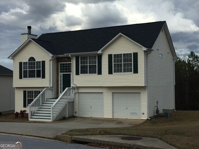 Photo - 10600 Redbud Ln