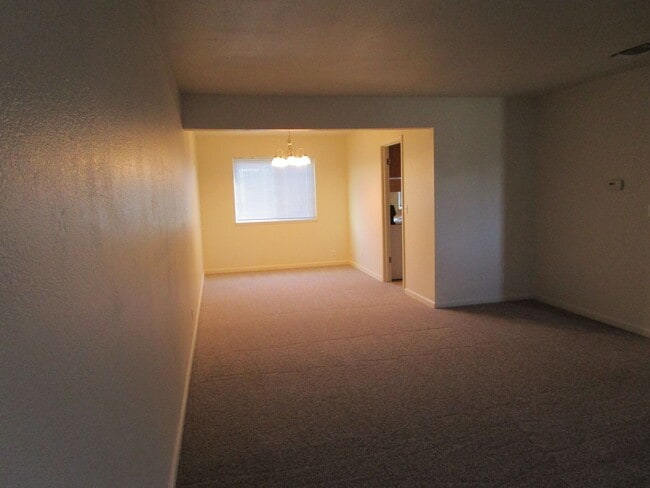 Photo - 833 Scoter Way