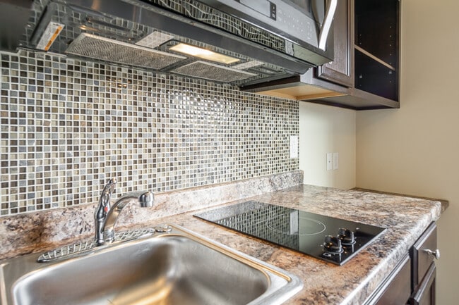 350 W 8th St Unit B-1