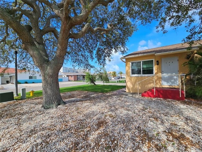Photo - 175 174th Terrace E