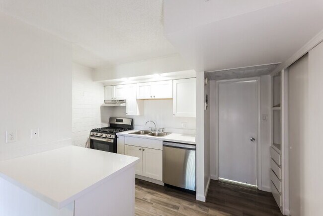 Photo - 6320 N 16th St Unidad 217