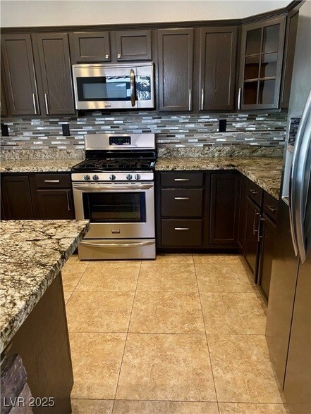 Photo - 300 Fancrest St