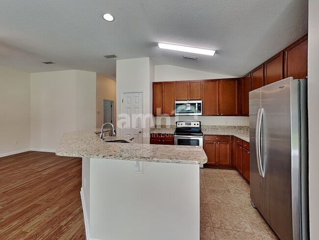 Photo - 351 N Twin Maple Rd