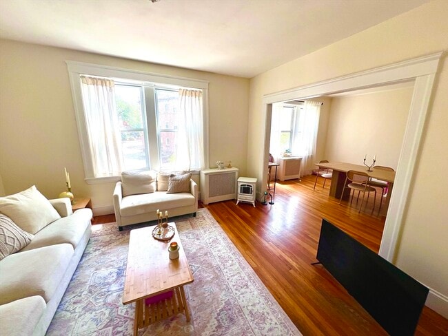 Building Photo - 235 Freeman St Unit 3 Rental