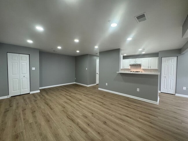 Photo - Newly Renovated 2 Bed 2 Bath Condo With Patio In Beautiful South Meadows