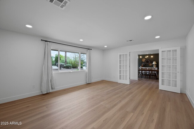 Photo - 10848 N 66th St