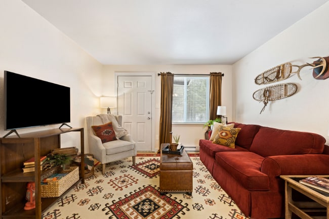 Building Photo - 661 8th Ave E N Rental