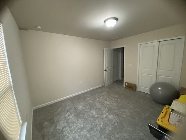 Photo - 207 Parker Sta Ave Townhome