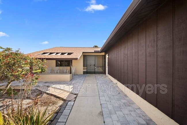 Photo - 4779 Lakewood Blvd