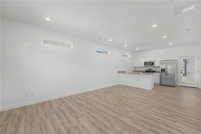 Photo - 890 Tennessee Ave