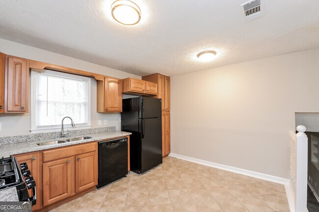 Photo - 4702 Lucerne Valley Rd SW