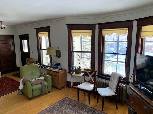 Sala de estar - 2545 Pillsbury Ave S Unidad 2545