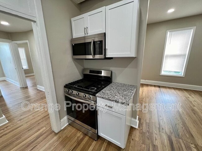 Photo - 502 William St Unidad 3