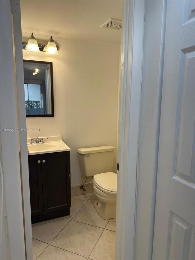 Photo - 1307 Partridge Close