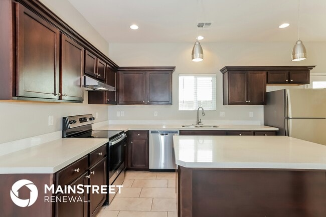 Photo - 2000 N 36th St