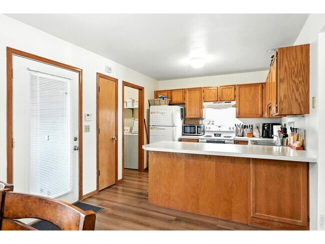 Photo - 2122 3rd St SW