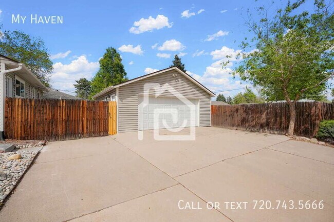 Photo - 1700 Willow St