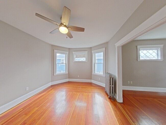 Photo - 9 St James Rd Unit 9