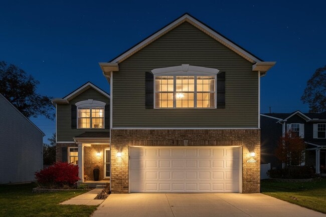 Photo - 33715 Birchlawn