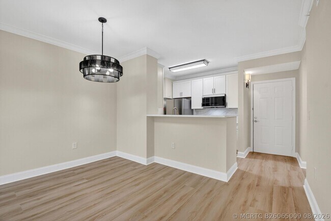 Photo - 630 S Sapodilla Ave Unit 412