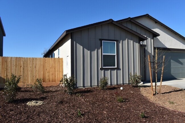 Photo - 399 Gallaway Ct