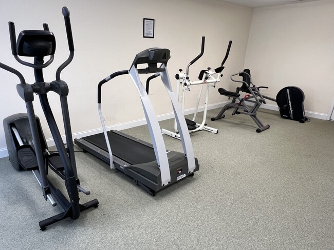 Laurel Oaks - Fitness Center