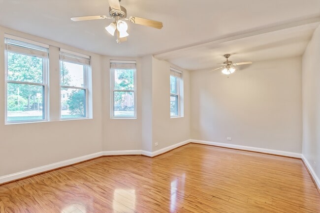 Photo - 702 Reba Pl Unit G2