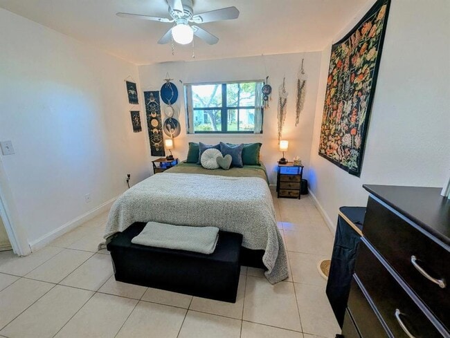 Photo - 3935 NW 87th Ave Unidad 1