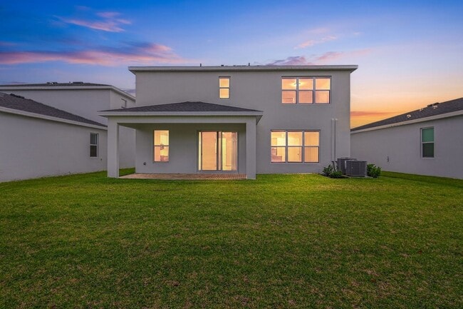 Photo - 1891 Marigold Trl NW