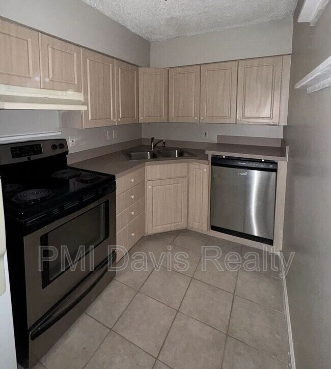 Photo - 1845 Lindberg Dr Unidad Apt 22