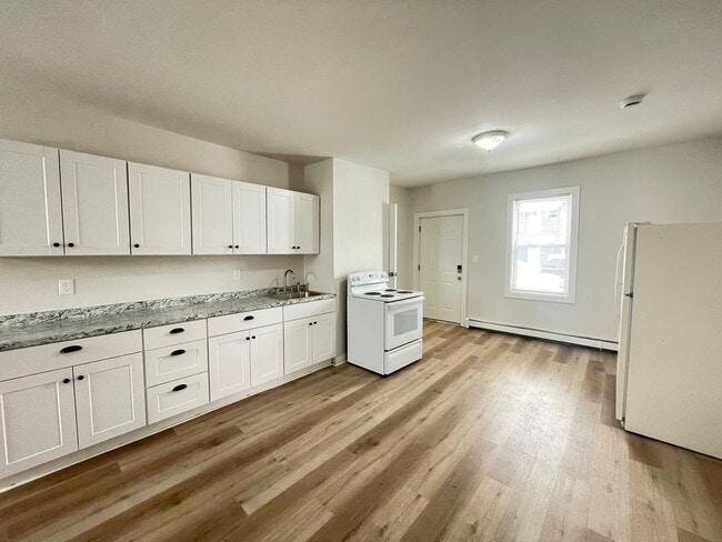 124 Beech St Unit 1N