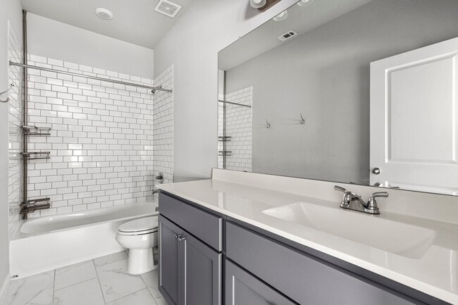 Building Photo - 31130 Mahogany Fir Trl