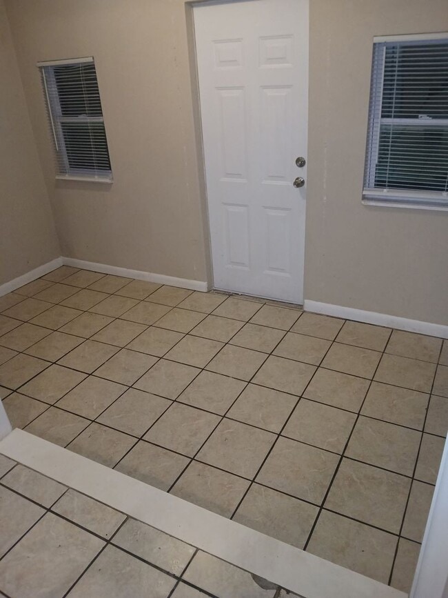 Photo - 1721 SW 68th Terrace